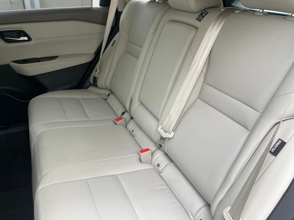 2023 Nissan Rogue SV premium