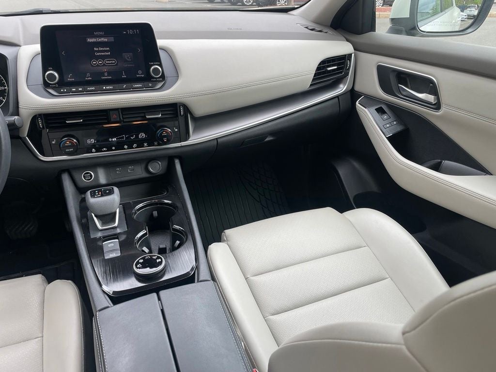 2023 Nissan Rogue SV premium