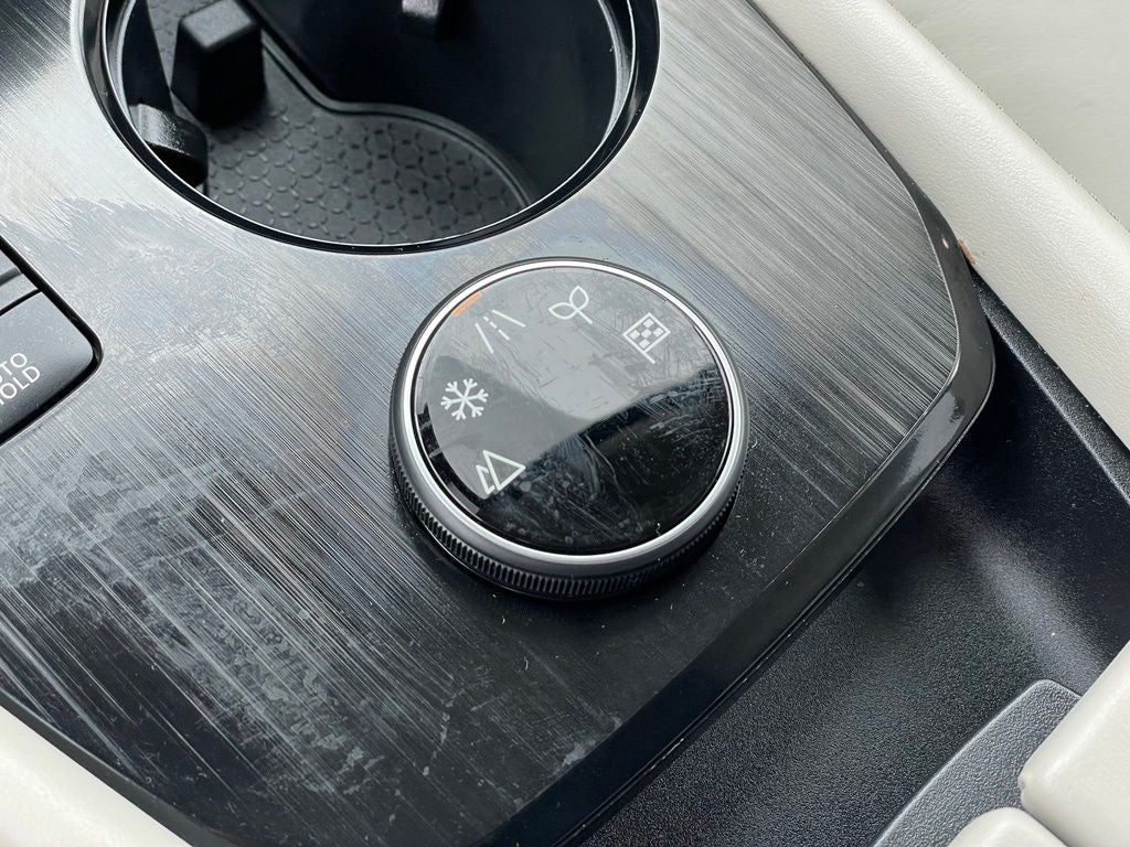 2023 Nissan Rogue SL Premium