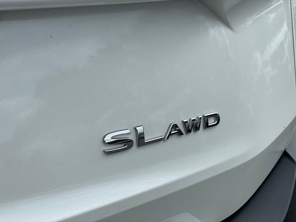 2023 Nissan Rogue SL Premium
