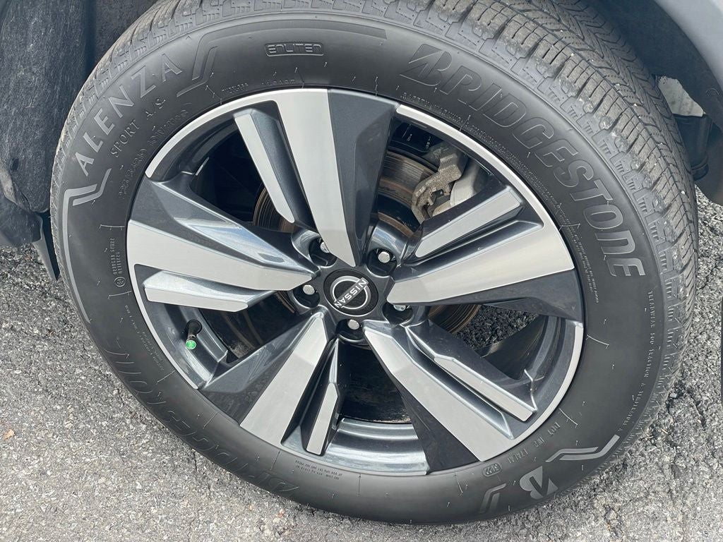 2023 Nissan Rogue SL Premium