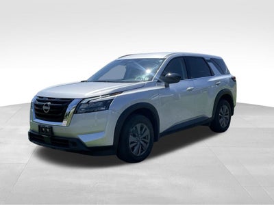 2024 Nissan Pathfinder S
