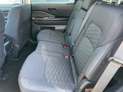 2024 Nissan Pathfinder S