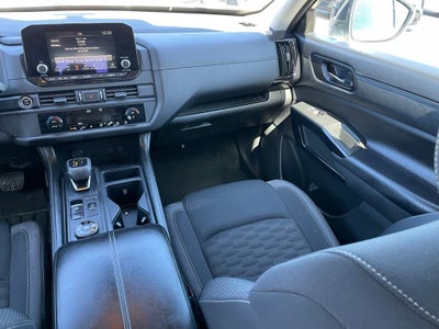 2024 Nissan Pathfinder S