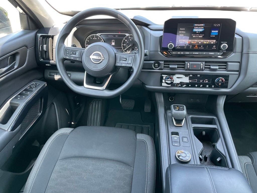 2025 Nissan Pathfinder S