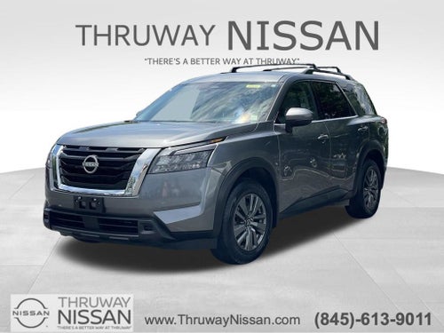 2023 Nissan Pathfinder SV