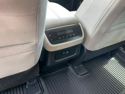 2023 Nissan Pathfinder SV