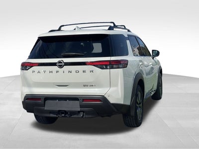 2023 Nissan Pathfinder SV Premium w/Captain Chairs & Crossbars