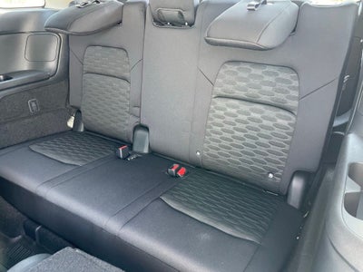 2023 Nissan Pathfinder SV Premium w/Captain Chairs & Crossbars