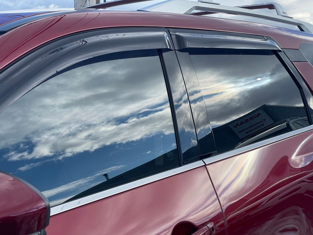 2023 Nissan Pathfinder SL w/Navi & Cross Bars