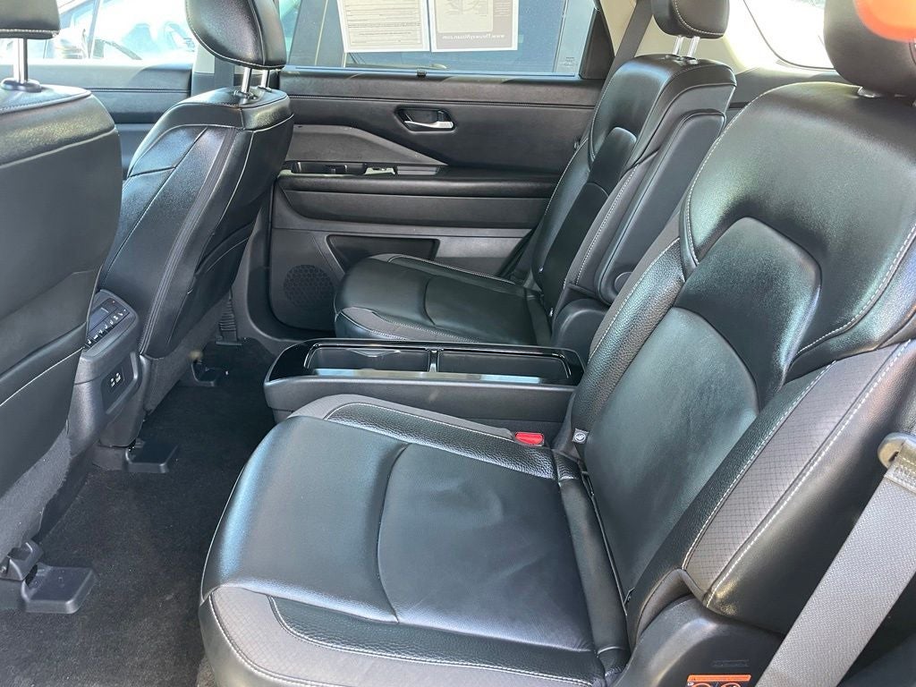 2024 Nissan Pathfinder SL PREMIUM