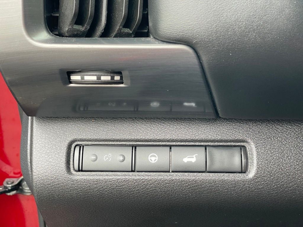 2023 Nissan Pathfinder SL Premium