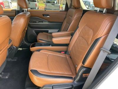 2022 Nissan Pathfinder Platinum