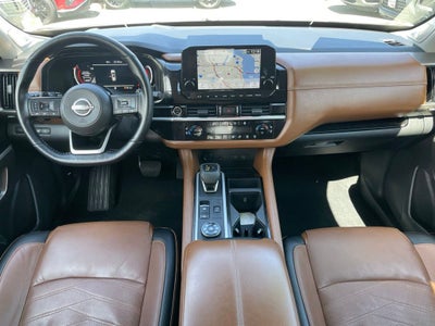 2022 Nissan Pathfinder Platinum
