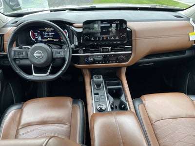 2024 Nissan Pathfinder Platinum