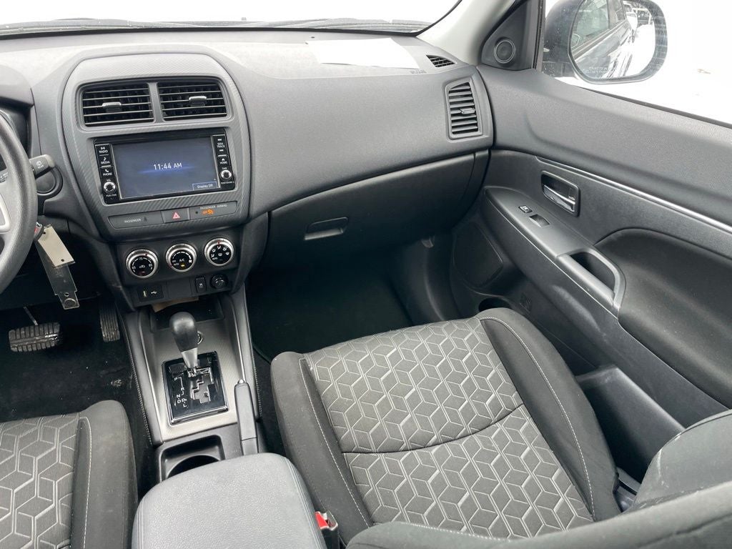 2024 Mitsubishi Outlander Sport 2.0 ES