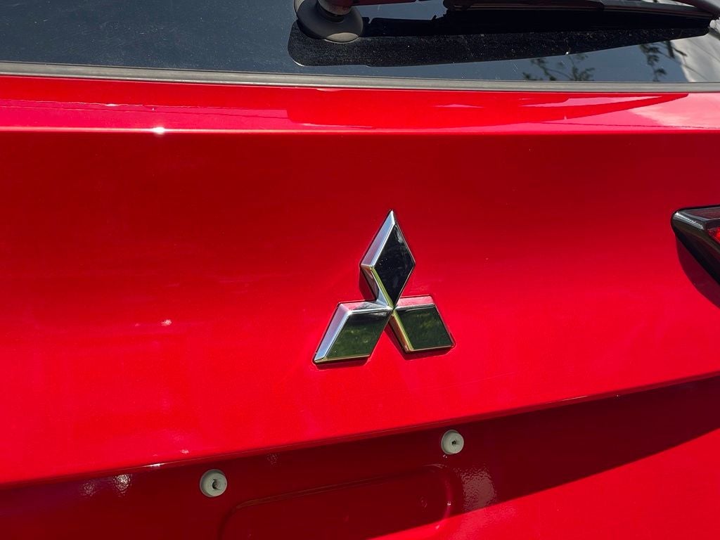 2024 Mitsubishi Outlander ES
