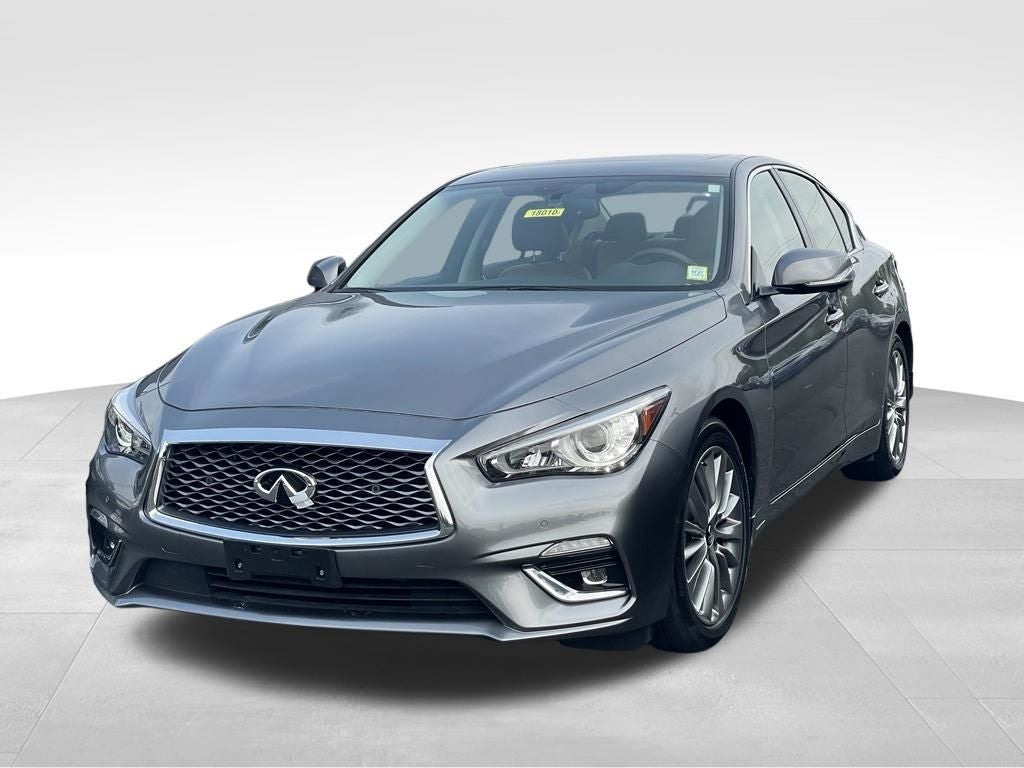 2023 INFINITI Q50 LUXE