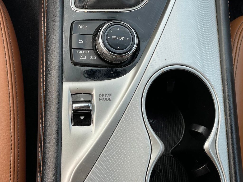 2023 INFINITI Q50 LUXE