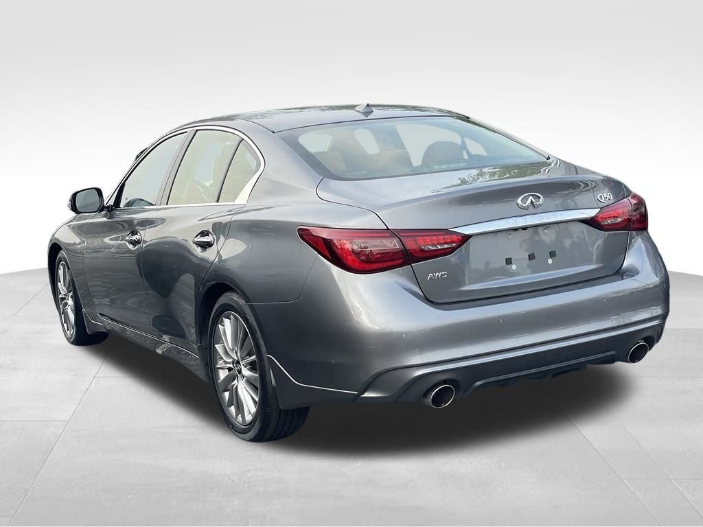 2023 INFINITI Q50 LUXE