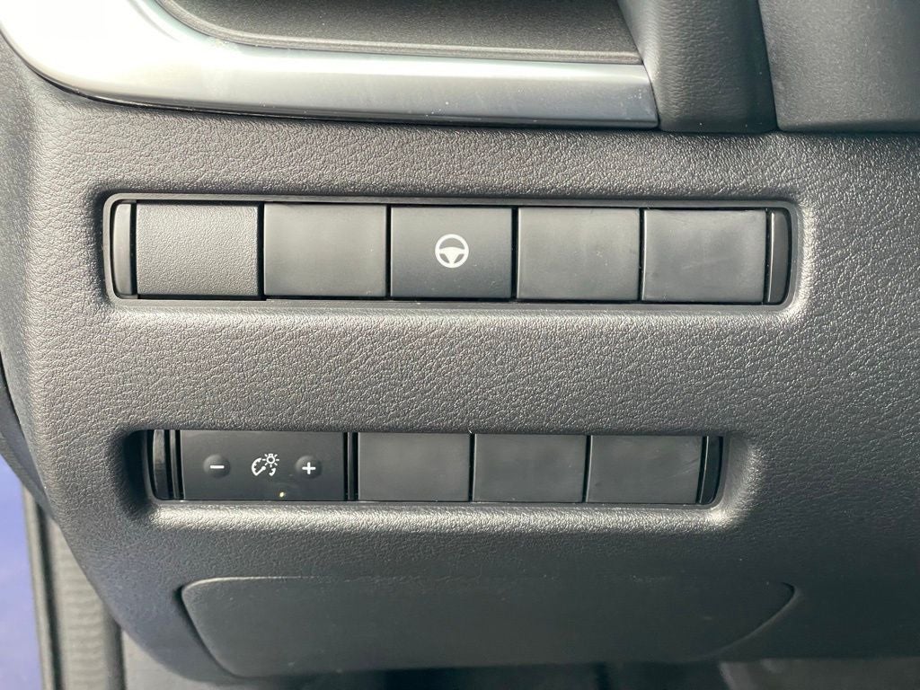 2023 Nissan Rogue SV Cloth Seating