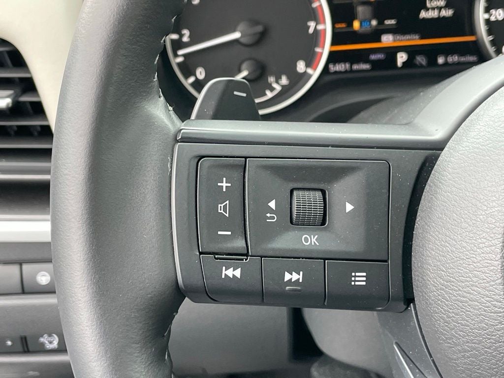 2024 Nissan Rogue SV Premium