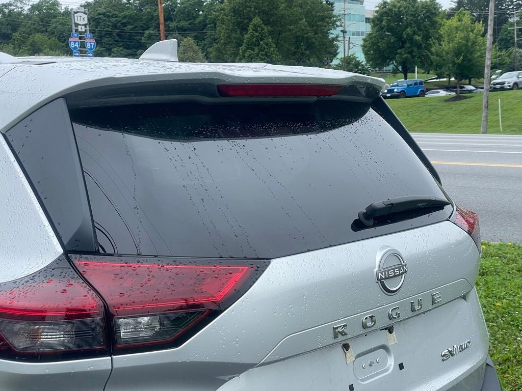2023 Nissan Rogue SV premium