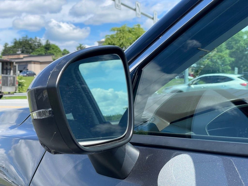 2023 Nissan Rogue SV Cloth Seating