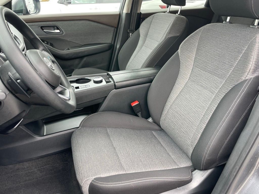 2023 Nissan Rogue SV Cloth Seating