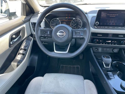 2024 Nissan Rogue SV Cloth Seating