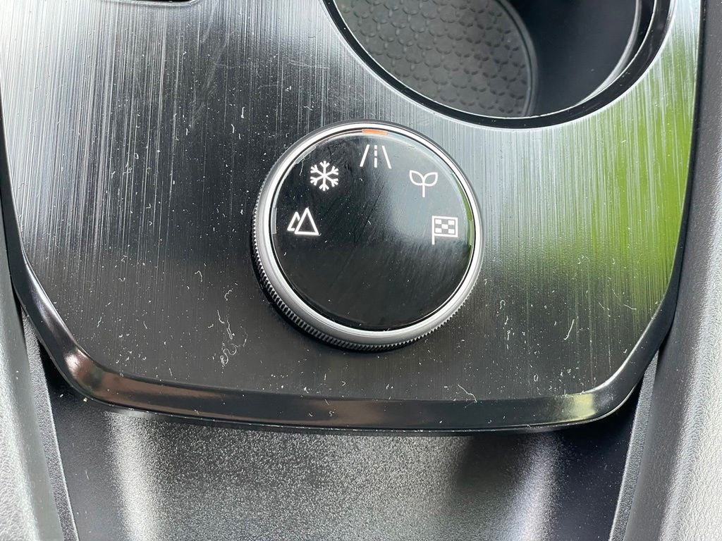 2025 Nissan Rogue SV Premium