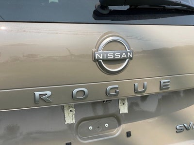 2025 Nissan Rogue SV Premium