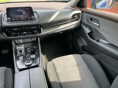 2023 Nissan Rogue SV Cloth Seating