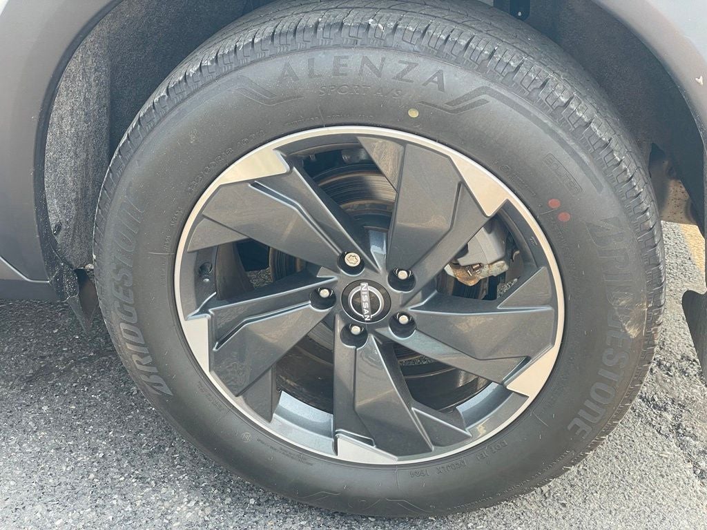 2024 Nissan Rogue SV Premium