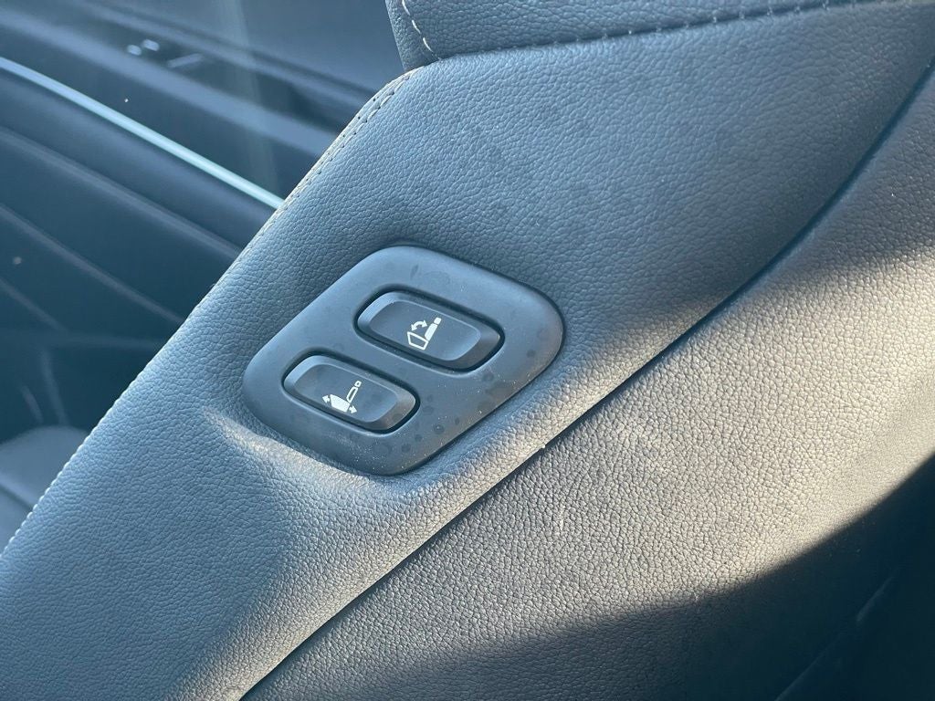 2023 Genesis GV80 2.5T