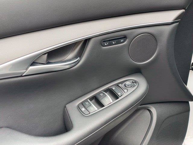 2023 INFINITI QX50 LUXE AWD