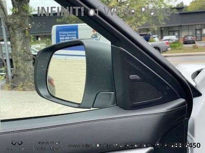 2024 INFINITI QX50 LUXE