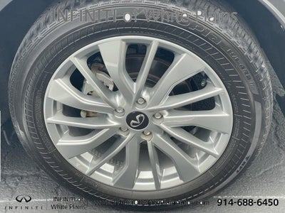 2024 INFINITI QX50 LUXE