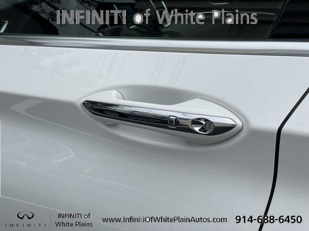 2024 INFINITI QX50 LUXE