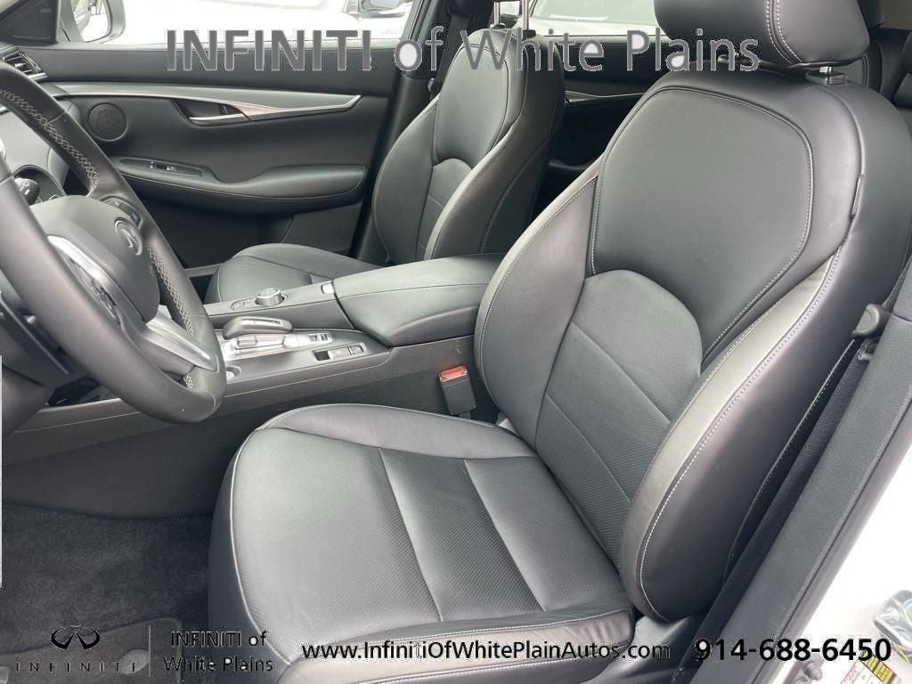2024 INFINITI QX50 LUXE