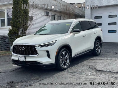 2023 INFINITI QX60 LUXE