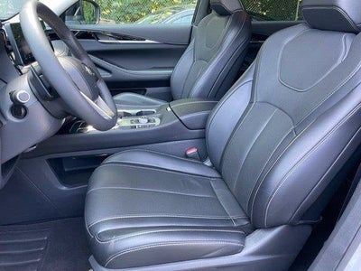 2023 INFINITI QX60 LUXE AWD
