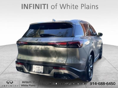 2023 INFINITI QX60 LUXE