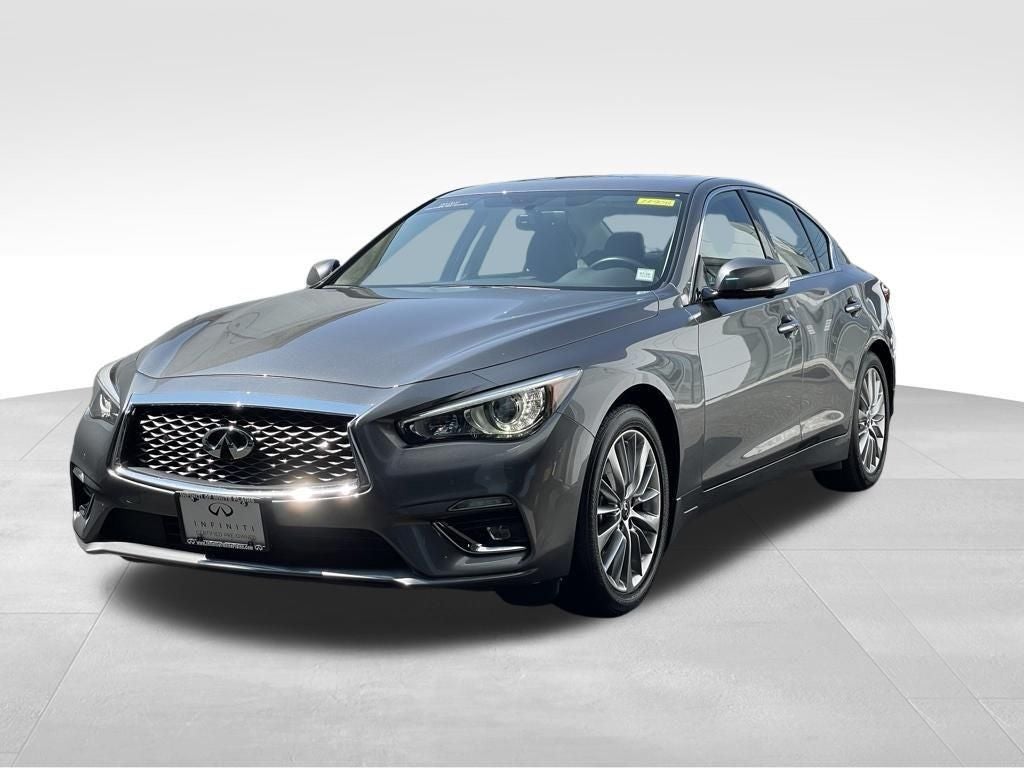 2023 INFINITI Q50 LUXE