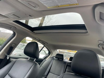 2023 INFINITI Q50 LUXE