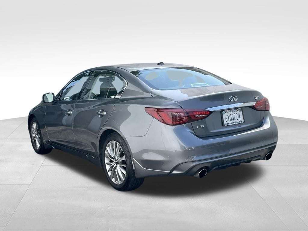 2023 INFINITI Q50 LUXE