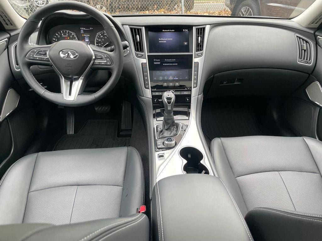 2023 INFINITI Q50 LUXE