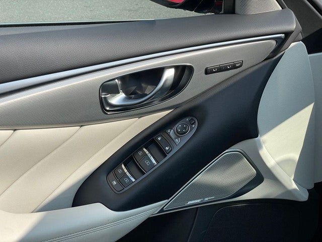 2022 INFINITI Q50 LUXE AWD