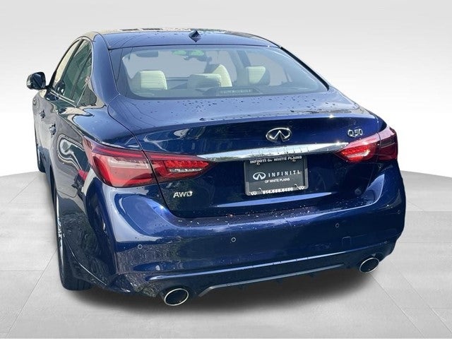 2022 INFINITI Q50 LUXE AWD