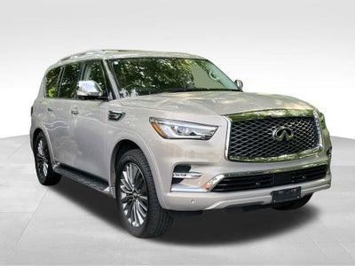 2019 INFINITI QX80 LUXE